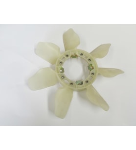 TOYOTA HILUX- PICK UP- 20/24; FAN KANADI (7KANAT) (TW)