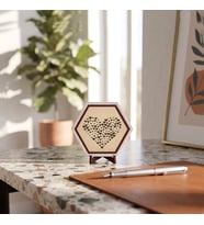 Zarif Kalp Kompozisyonlu Masaüstü Objesi, ofis masanızı güzelleştirecek özgün bir tasarım 10x10 cm, Pudra