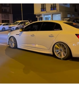 renault megane 4 yan marşpiyel takımı - PLASTİK