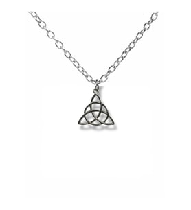 Triquetra Geometrik Sembol Kolye – 60 cm Zincirli Zamak Kaplama Unisex Kolye (Gümüş)