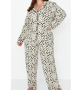 Tarz Rahat Büyük Beden Uzun Kollu Boru Paça Animal Desenli Örme Pijama Takımı (Çok Renkli)