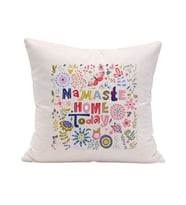 Namaste Home Today Yazılı Bohem Çiçek Desenli Dekoratif Yastık Kılıfı