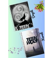 Teen wolf defter seti 2 adet A4 boyutu 21*30 çizgili + kareli 60 syf