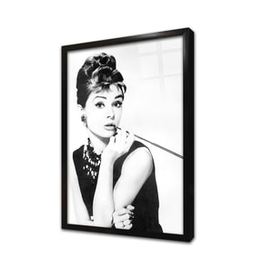 Siyah Beyaz Audrey Hepburn Çerçeveli Cam Tablo