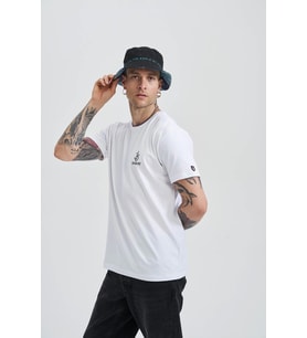 Smart Devil Erkek Nakış T-Shirt (Beyaz)