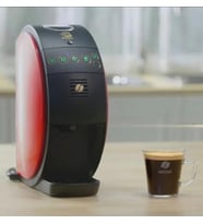 Nescafe ® Gold BlueTooth Yeni Nesil Kahve Makinesi (KIRMIZI) TEŞHİR VE TANITIM ÜRÜNÜ