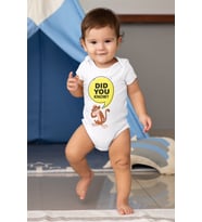Unisex Beyaz Dıd You Know Desenli Kısa Kol Body