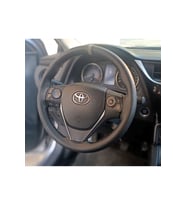 DİKİŞLİ DİREKSİYON KILIFI DAMARLI SİYAH DERİ/GRİ YÜZÜK GRİ DİKİŞ TOYOTA COROLLA İÇİN HIZLI KARGO
