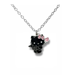 Gotik Tarz Siyah Hello Kitty Figürlü Kolye – 60 cm Zincirli Unisex Sevimli Takı (Gümüş)
