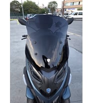 MOTOCAM Piaggio MP3 530 Ön Cam 2023-2026 Model 60cm Siyah Renkli 4mm ORTA BOYLU