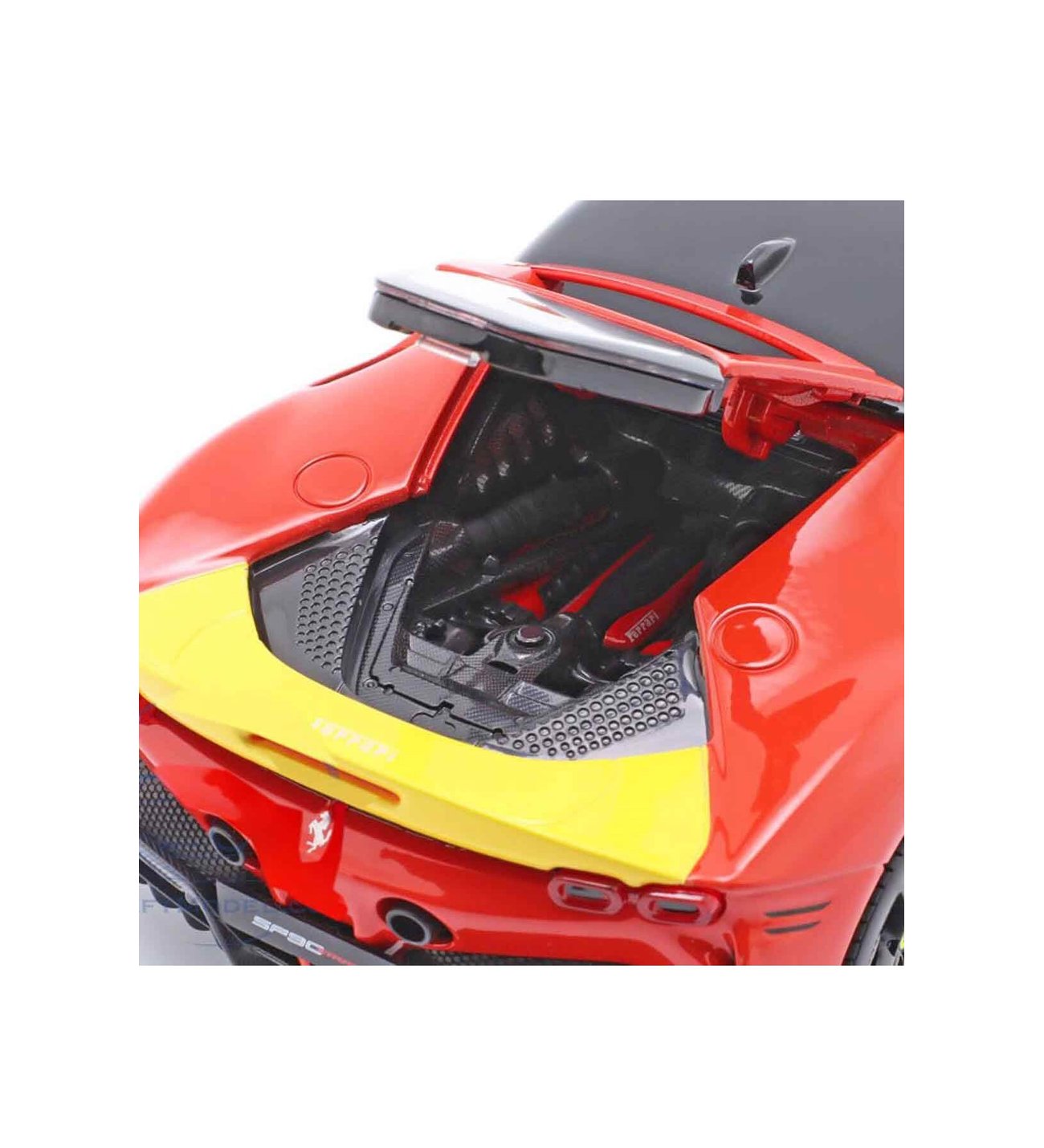 1:18 Ferrari SF90 Stradale Assetto Fiorano Model Araba