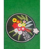 23X23 CM ÜTÜ İLE YAPIŞAN YUVARLAK ÇİÇEKLİ APLİKE ARMA DİKİŞ HOBİ AKSESUARI
