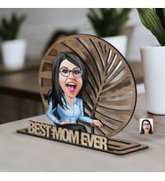 BK Gift Kişiye Özel 3 Katmanlı Anne Karikatürlü Ahşap Biblo-15 Anneye Hediye, Anneler Günü Hediyeleri