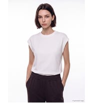 LCW Modest Beyaz Bisiklet Yaka Soft Touch Kadın Atlet