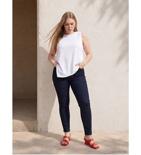 LCW Curve Lacivert Büyük Beden Slim Mom Kadın Jean Pantolon