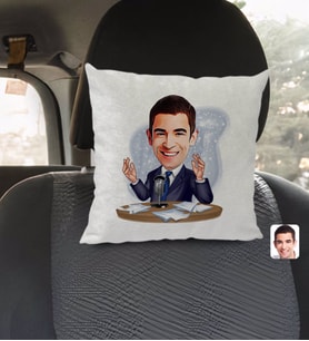 BK Gift Kişiye Özel Erkek Spiker Karikatürlü Kare Araç Koltuk Yastığı-1