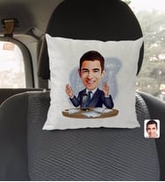 BK Gift Kişiye Özel Erkek Spiker Karikatürlü Kare Araç Koltuk Yastığı-1