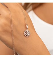 Gümüş Pazarım Kenar Taşlı Elmas Montür Papatya Gümüş Kolye (Rose)