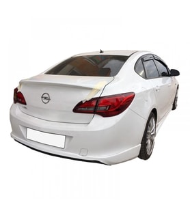 Opel Astra J Sedan Arka ek (Plastik) (Standart)