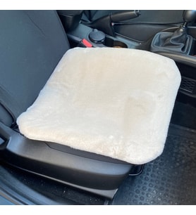 Yumuşak Tüylü Peluş Serme Oto Koltuk Koruyucu Minder Ön Tekli Bej