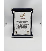 ÖĞRETMENLER GÜNÜ KUTLU OLSUN PLAKETİ MDL-1002