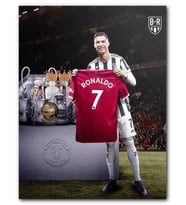 Cakatablo MDF (Ahşap) Tablo Cristiano Ronaldo Formasını ve Kupaları Gösteriyor