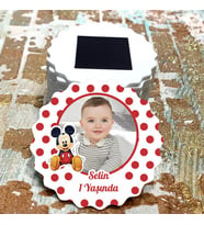 Magnet Hediyelik - Bebek / Çocuk Kırmızı Mickey Mouse Tasarım Doğum Günü Resimli Magnet