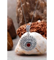 Telkari İşlemeli Taşlı Gümüş Kolye 6768 (Bordo)
