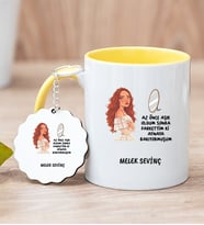 Kişiye Özel Az Önce Aşık Oldum Tasarım Esprili Sarı Kupa Bardak ve Anahtarlık