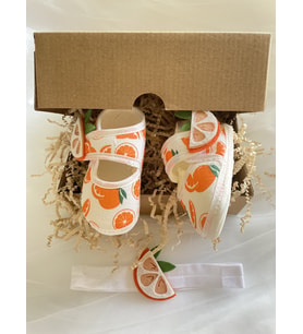 HOŞGELDİN BEBEK , YENİDOĞAN HEDİYELİK , KIZ BEBEK HEDİYE KUTUSU, BANDANALI BEBEK PATİK , HASTANE ODASI , BABY SHOWER
