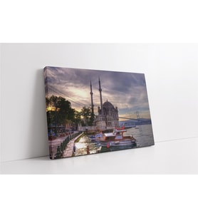 Ortaköy ve Boğaziçi Köprüsü