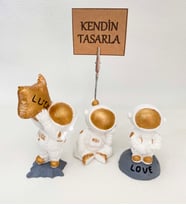 Kişiye Özel Kendin Tasarla -Astronot Temalı Dekoratif Hediyelik Biblo Masa Süsü