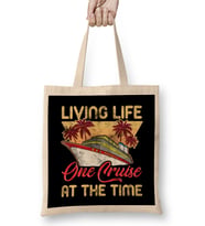 Cute & Funny Living Life One Cruise At A Time Avid Cruiser Bez Çanta Uzun Saplı