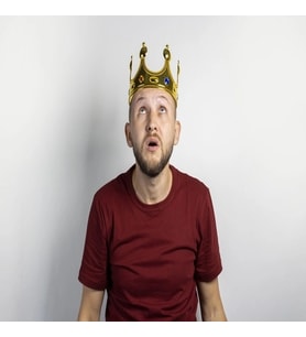 Plastik Kral Tacı Altın Renk Yetişkin Boy 55 cm