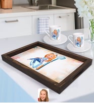 BK Gift Kişiye Özel Kadın Diş Hekimi Karikatürlü Doğal Ahşap Tepsi ve 2’li Kahve Fincan Seti-2