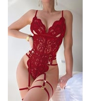 Amora Secret Kırmızı Dantel İşlemeli Fantezi Body Jartiyer Takımı