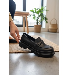 Enoch Kadın Minimalist Bant Detaylı Tırtıklı Chunky Taban Loafer