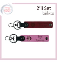Dümene Geçmeye Hazır Ruhlara, Gemi Desenli Anahtarlık Seti, Kişiselleştirilebilir, Bordo-Pembe