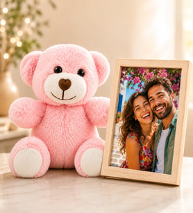 Kişiye Özel Fotoğraflı Ahşap Çerçeve ve Pembe Peluş Ayıcık Sevgiliye Anneye Arkadaşa Doğum Günü Hediyesi