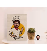 BK Gift Kişiye Özel Erkek Chef Karikatürlü Otantik Masaüstü Ahşap Palet Çerçeve-12 (Beyaz)
