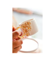 Özce Ceramic Çiçek Serisi Handmade 24k Altın Detaylı 100ml Türk Kahvesi Fincan ve Tabak (Doğal Beyaz)