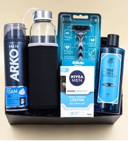 Arko Men Tıraş Köpüğü & Tıraş Bıçağı & Nıvea Tıraş Sonrası Losyon & 270ml Rebul Aqua Erkek Kolonya & Özel Kılıflı 500Ml Su Matarası Hediye Seti