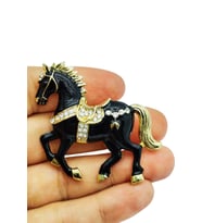 Siyah & Beyaz At Broş - Kristal Taşlı Zarif Horse Brooch Şık Hayvan Figürlü Aksesuar