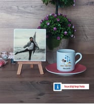 Adalet Öğretmeni Fotoğraflı Dekoratif Taş, Ahşap Altlıklı Türk Kahvesi Fincanı Hediye (Model 6)