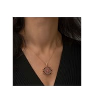 925 Ayar Gümüş Rose Geometrik Desenli Madalyon Kolye