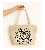 Dance With Your Heart Tasarım Mat Saten Çanta (Krem)