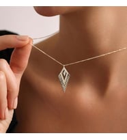 Triangle Grek Altın Kolye 
