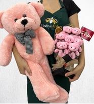 Kişiye Özel Fotoğraflı 7'li Peluş Ayıcık Buketi ve Büyük Boy Pembe Peluş Ayıcık (Model 1)