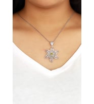 Peridot Taşlı Lotus Çiçeği Telkari Gümüş Kolye