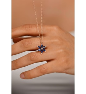 Safir Taşlı Rose Lotus Çiçeği Gümüş Kolye